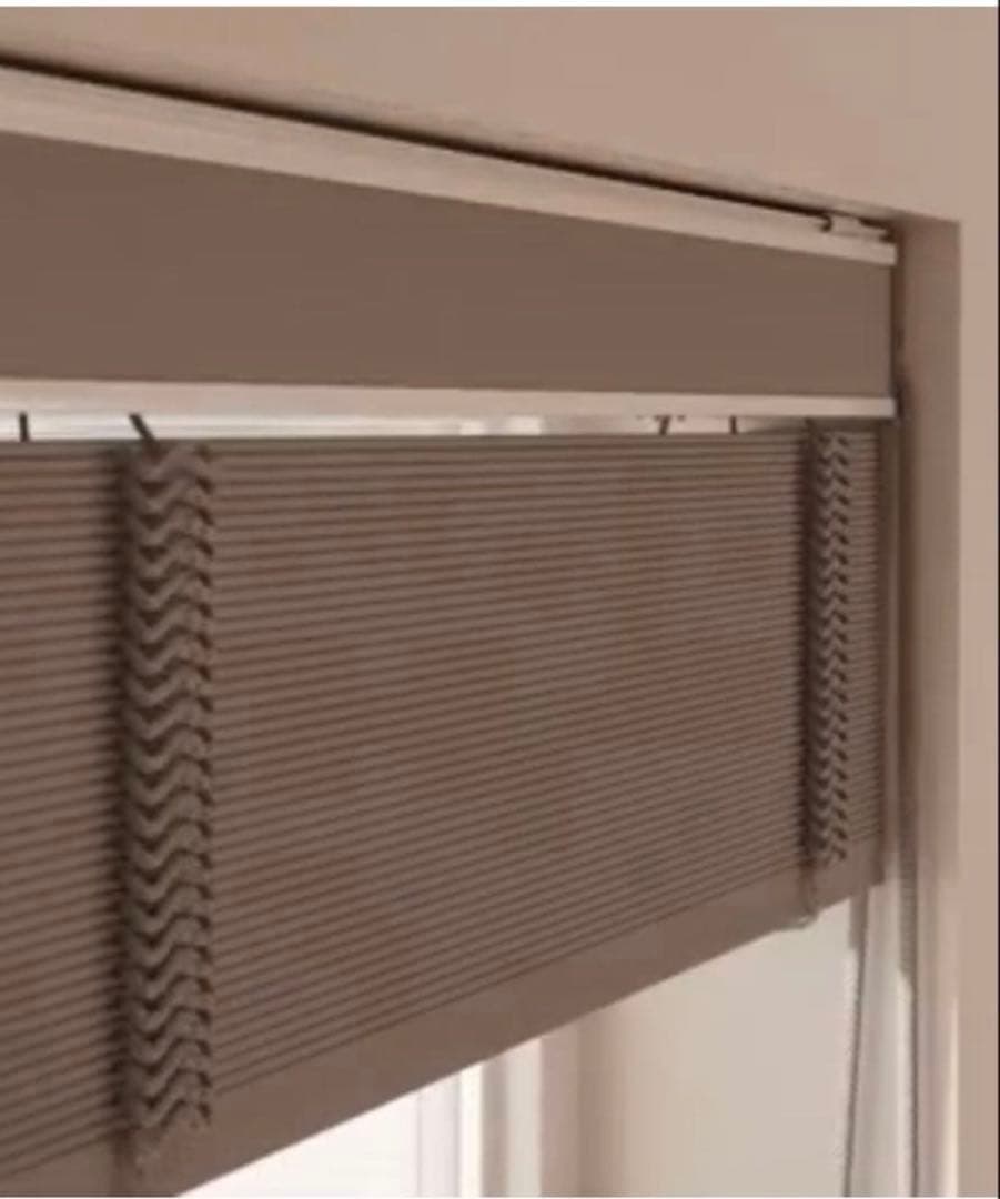 TUISS DÉCOR】ウッドブラインド 新品 (885幅 x 1295丈 ) - メルカリ