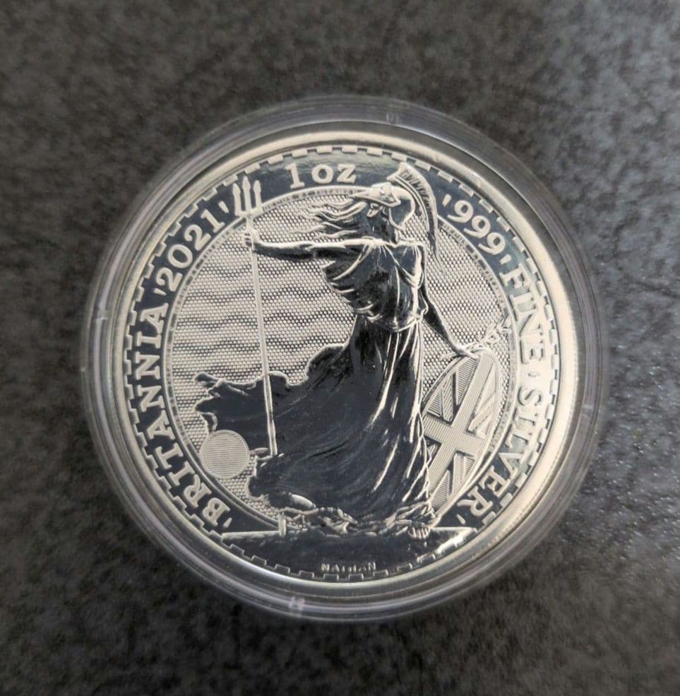 2021年　イギリス・ ブリタニア 銀貨1オンス 楽天市場】即納・追跡可 2021 1オンス イギリス ブリタニア銀貨 (39mm