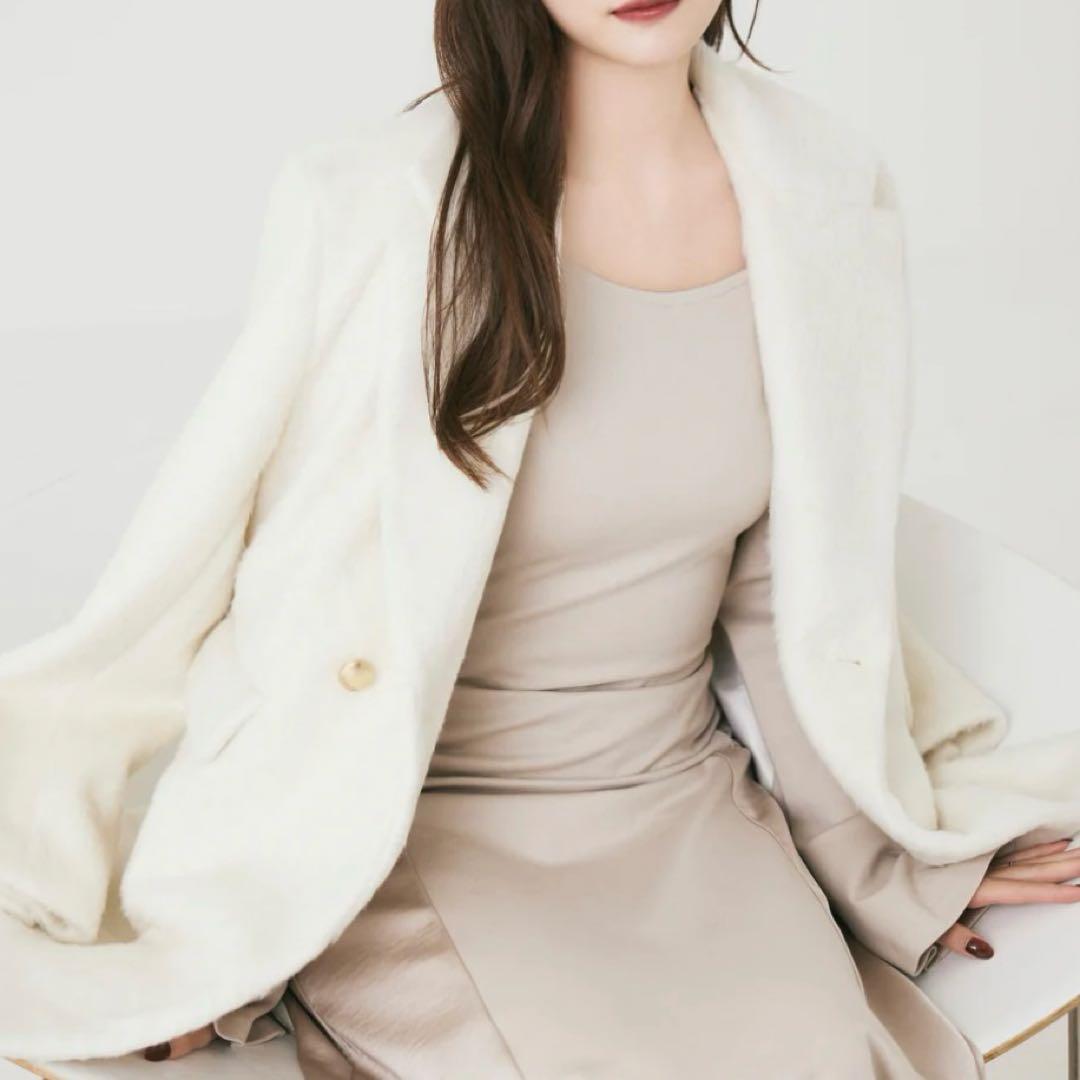 poláura シャギージャケットコート　ホワイト　ポローラ　ファージャケット poláura シャギージャケットコート ホワイト ポローラ ファー