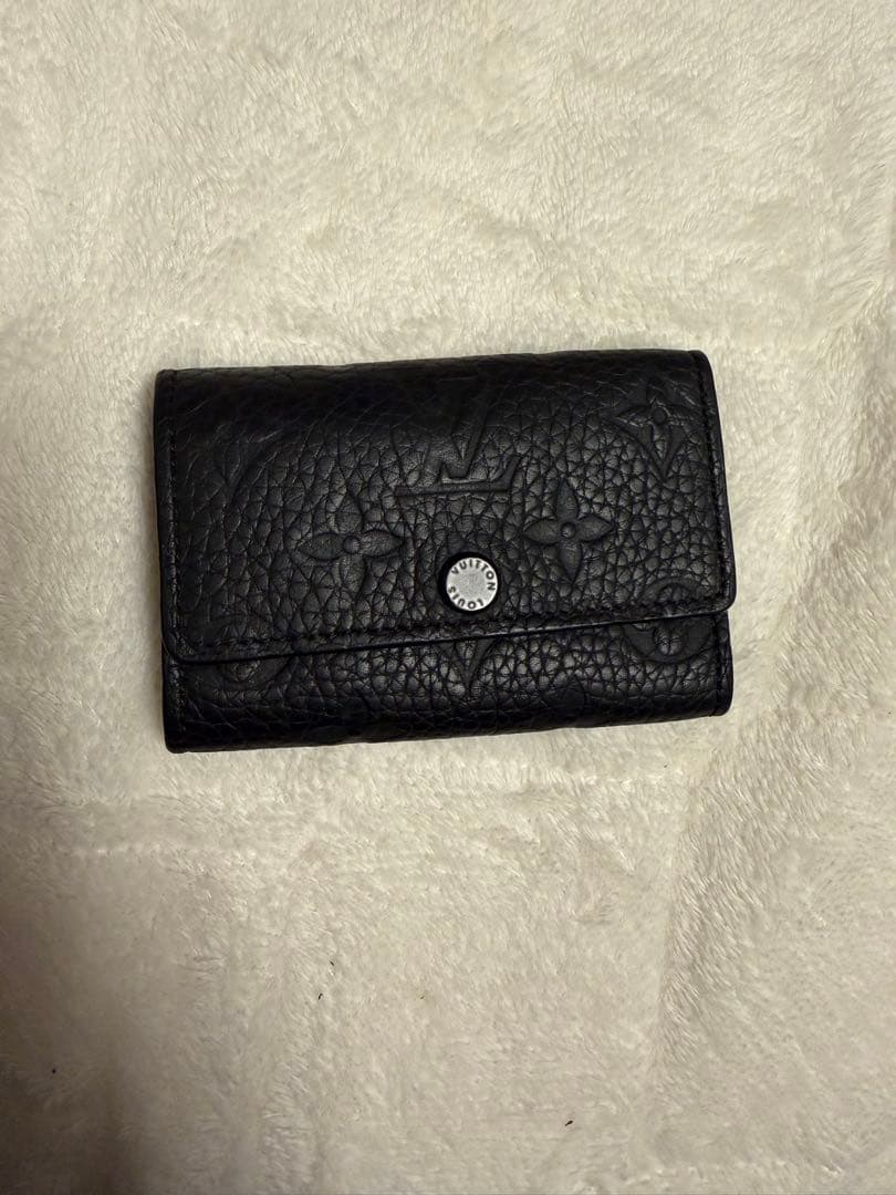 ルイヴィトン　6連キーケース　M14825 オールブラック LOUIS VUITTON（ルイ・ヴィトン） 【新品】ルイ・ヴィトン キーケース