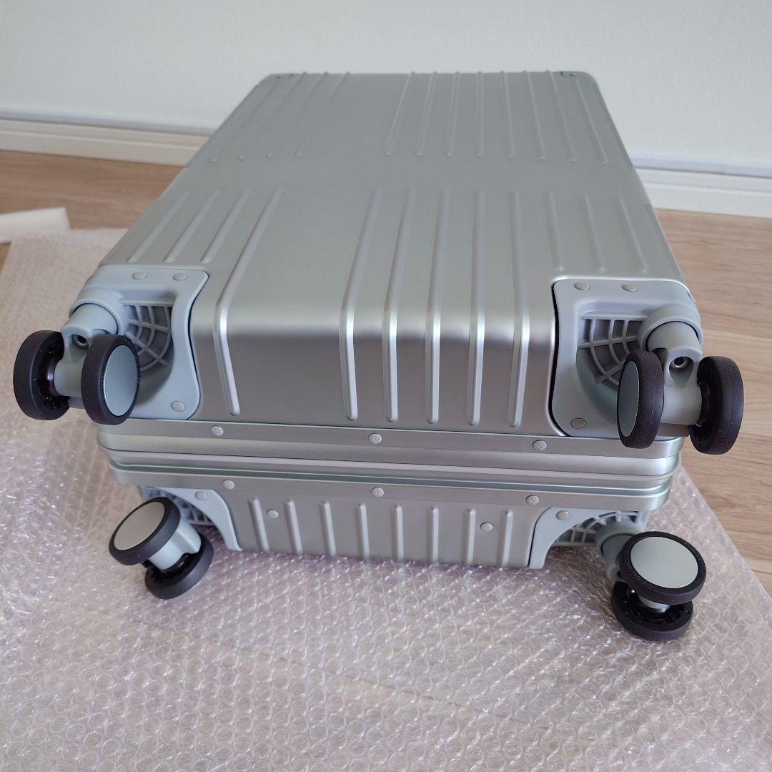 完売品【新品未使用】イノベーター アルミスーツケース36L 機内