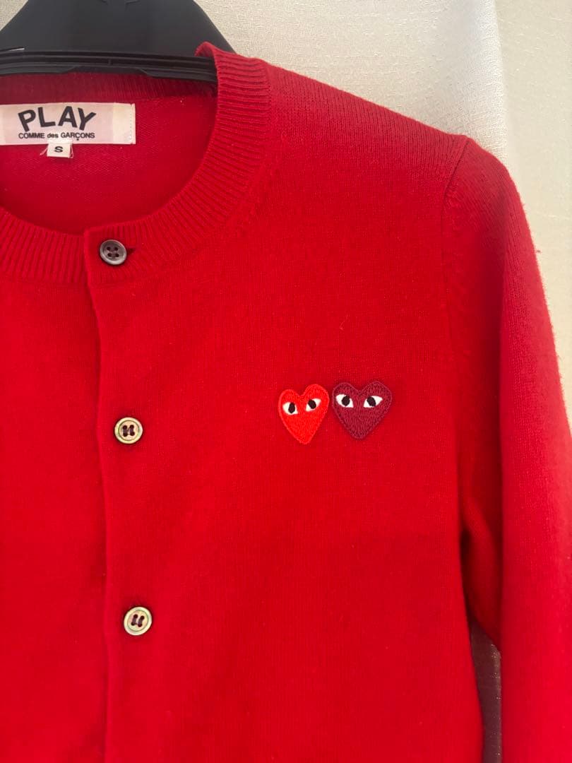 PLAY COMME des GARÇONS 赤 カーディガン S - メルカリ