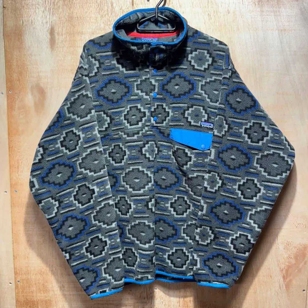 美品 PATAGONIA シンチラスナップT デジタルネイティブ柄 M 中古・古着通販】Patagonia (パタゴニア) ネイティブ柄シンチラ