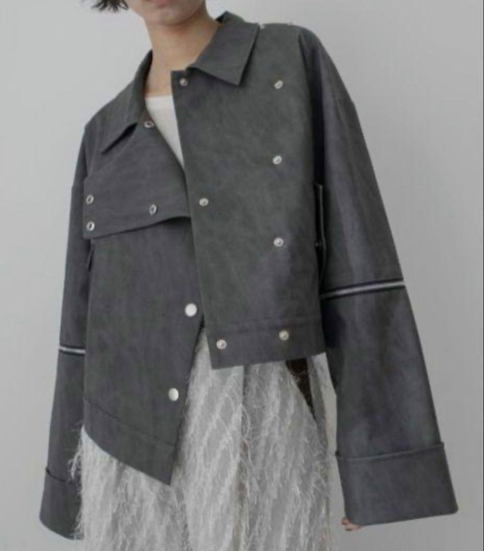 【新品・タグ付き】VACANCY ヴィガンレザー2wayライダースジャケット VACANCY（ヴァカンシー）の「アシンメトリーヴィガンレザー2way