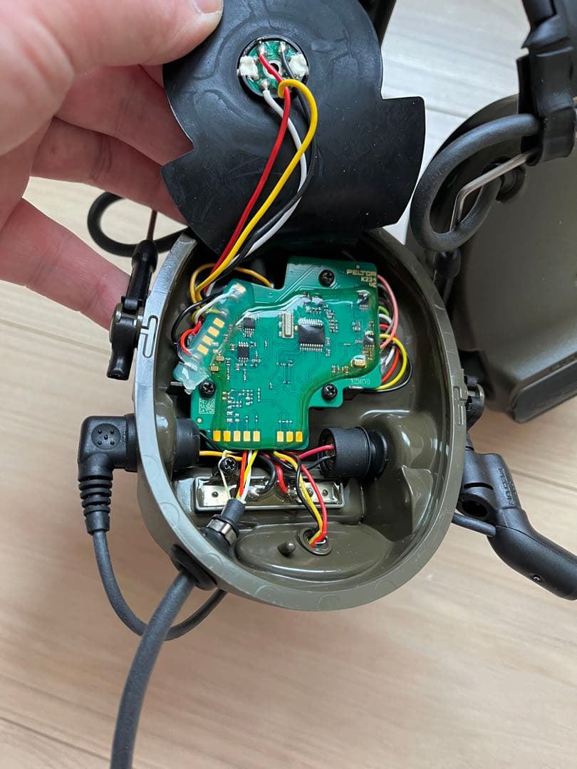 実物 3M Peltor Comtac 3 オリーブドラブ - メルカリ