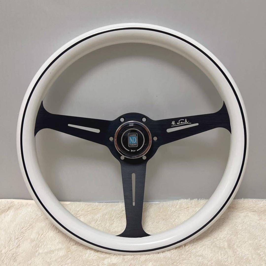 ナルディ ステアリング 社外 送料無料 白 ホワイト ブラック ホーンボタン付 セール中 ナルディ ステアリング 社外 送料無料 白 ホワイト ブラック