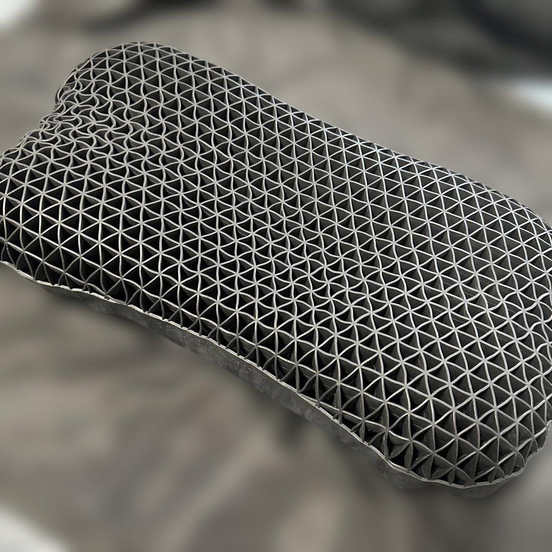 ヒツジのいらない枕　-極柔- ブラックレーベルカバー付き