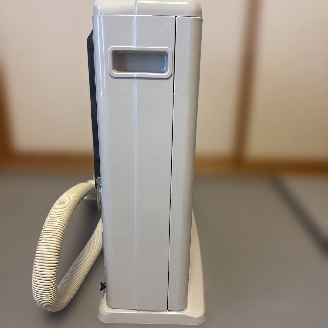 コロナ 温水ルームヒーター CRH-400CS-W - メルカリ