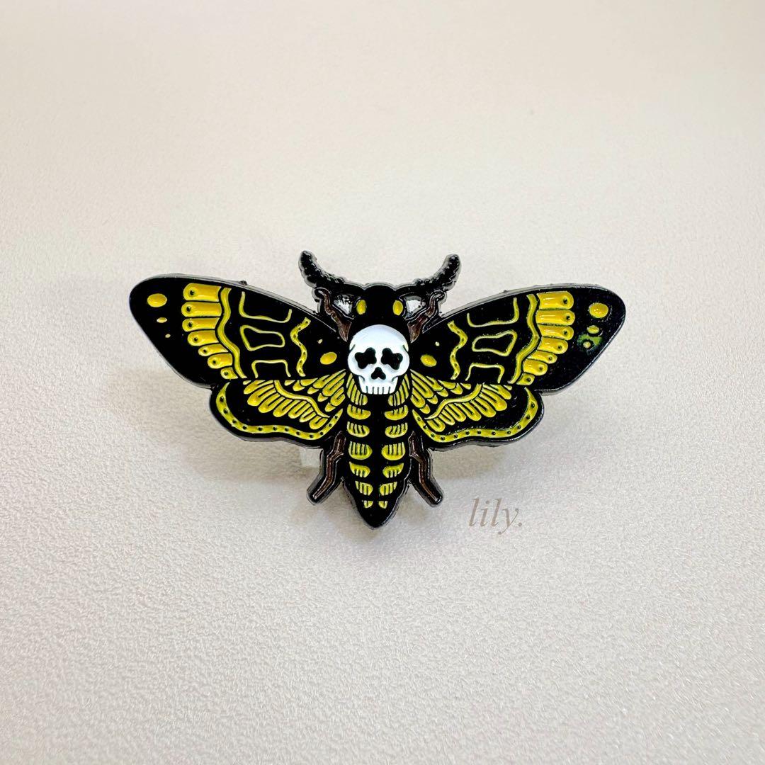 ピンバッジ】羊たちの沈黙 ☆ メンガタスズメ ドクロ 蛾 - メルカリ