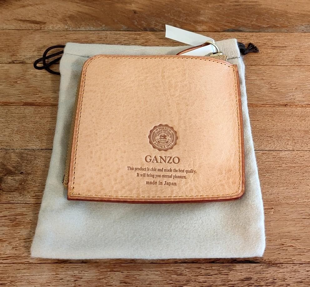 【GANZO】ミネルバナチュラルZIPパース（ナチュラル） レビュー】GANZO（ガンゾ）ミネルバナチュラル ZIPパース ヌメ革L字