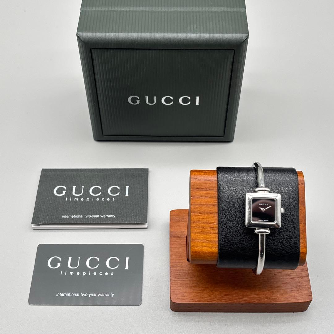 電池交換済】GUCCI 1900L レディース バングルウォッチ シルバー