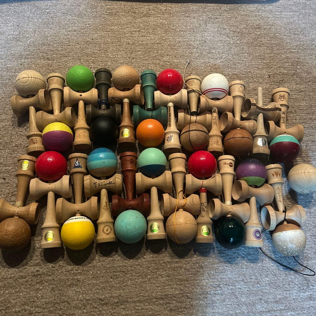 けん玉　まとめ売り ea30232568b9cc66d6d2c46f69dd21