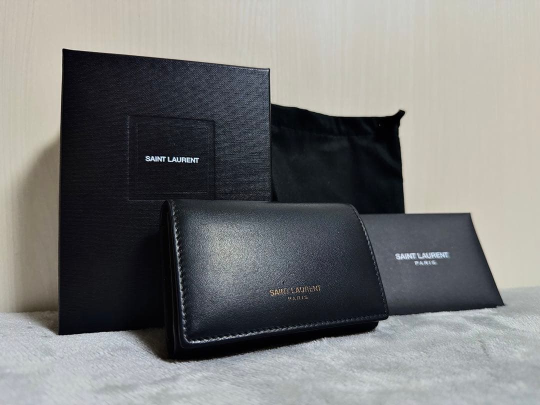 サンローランSAINT LAURENT ブラック レザー キーケース △【SALE】□サンローラン国内発□ジップ付きレザーキーケース (Saint