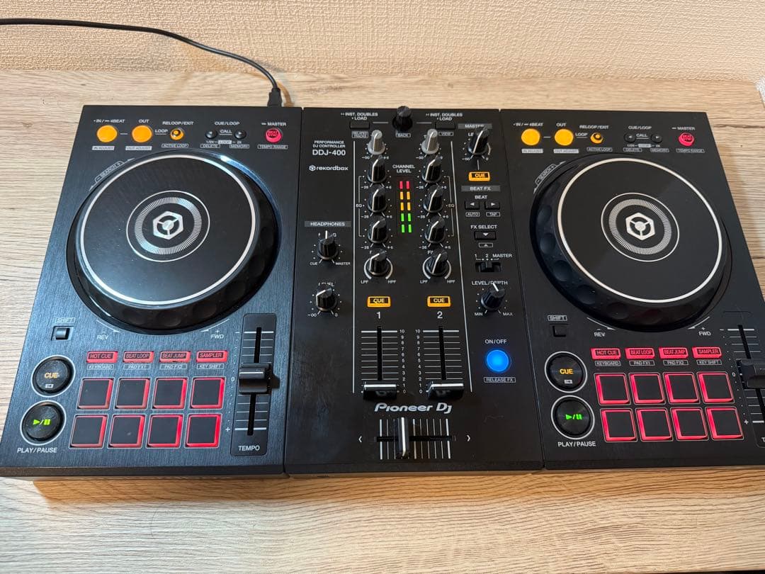 DDJ-400 DJコントローラー Amazon.com: Pioneer DJ DDJ-400 - 2-deck Digital DJ Controller for