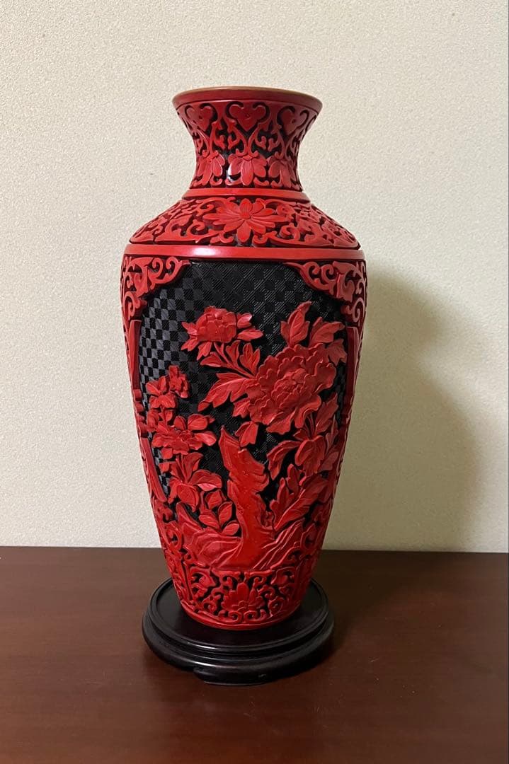 堆朱花瓶 高さ約31㎝ 骨董品 細密彫刻 中国美術漆工芸 花入 花台付き