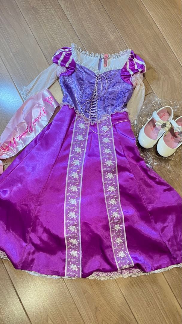 ビビディバビディブティック　ラプンツェル　ドレス ビビディバビディブティック ラプンツェルドレス 120 - メルカリ