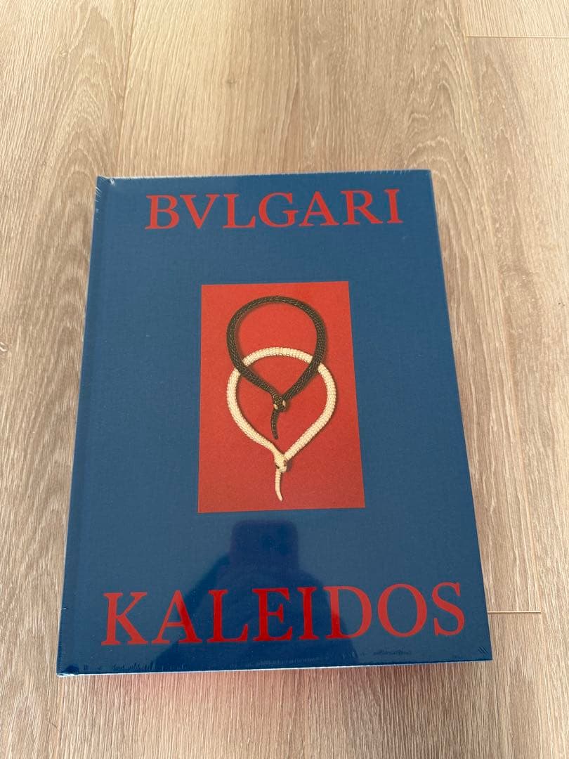 ブルガリ カレイドスBVLGARI KALEIDOS図録 紙袋付き新品未開封 新品 ブルガリ展図録 BVLGARI KALEIDOS 2025 新美｜Yahoo!フリマ（旧