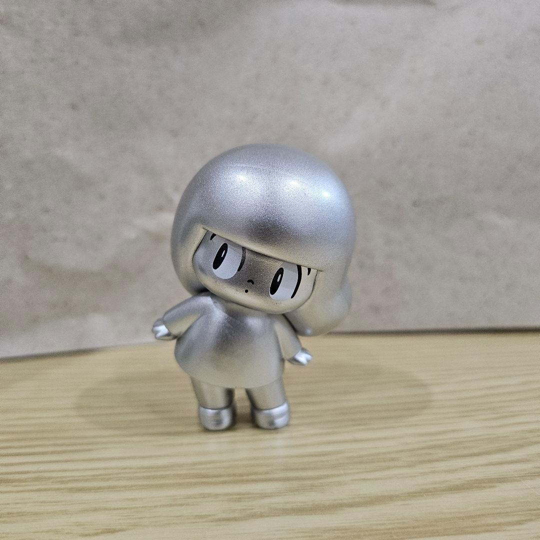 新品未使用 マムアンちゃん ミニフィギュア mamuang シルバー - メルカリ