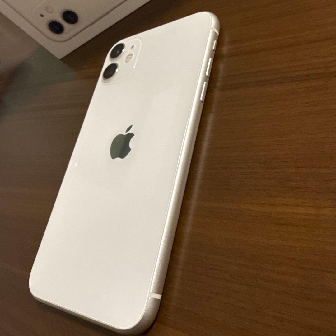 Apple iPhone 11 ホワイト 256GB - メルカリ