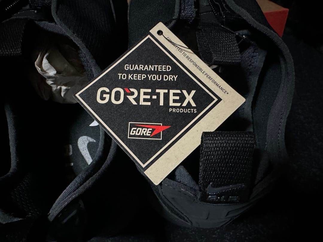 【新品未使用】NIKE AIRMAX SNDR GTX BLACK 27.5cm