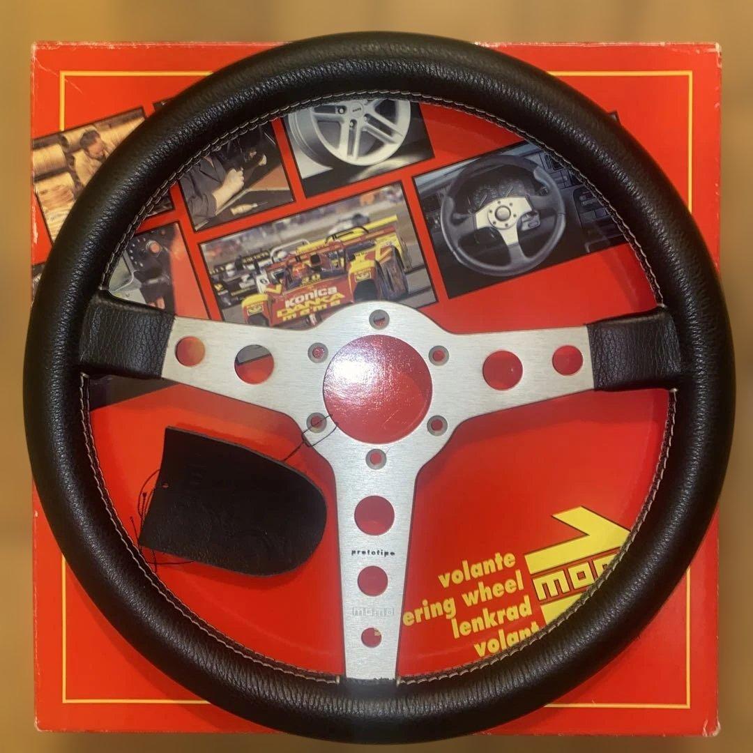 絶版 フラット MOMO プロトティーポ ステアリング 36Φ 旧車 MOMO（モモ） 正規品 ステアリング PROTOTIPO BLACK 370 プロトタイプ