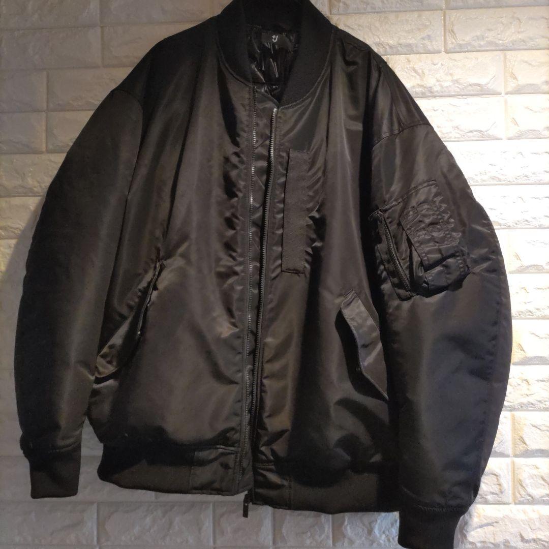 ユニクロ＋JジルサンダーハイブリッドダウンオーバーサイズMA-1