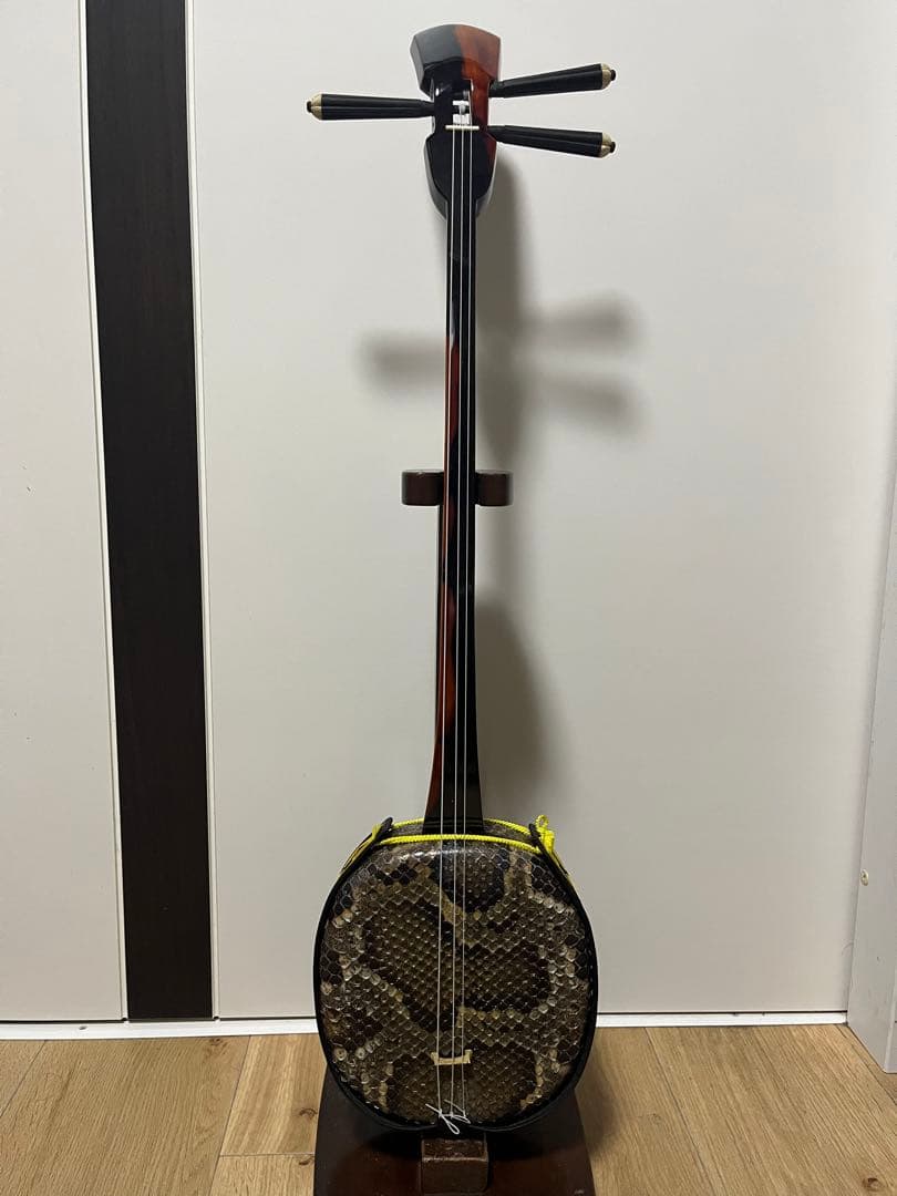沖縄三線　本島黒木　拝領南風原型　みーむん 完全オーダー 拝領南風原型三線 | 胴巻屋