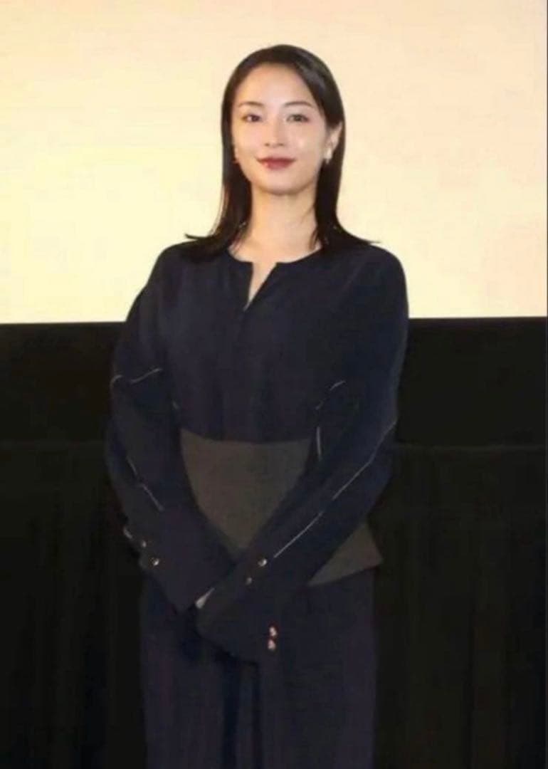 広瀬すず着用✨極美品 クラネ ウールビスチェオールインワン 正規品