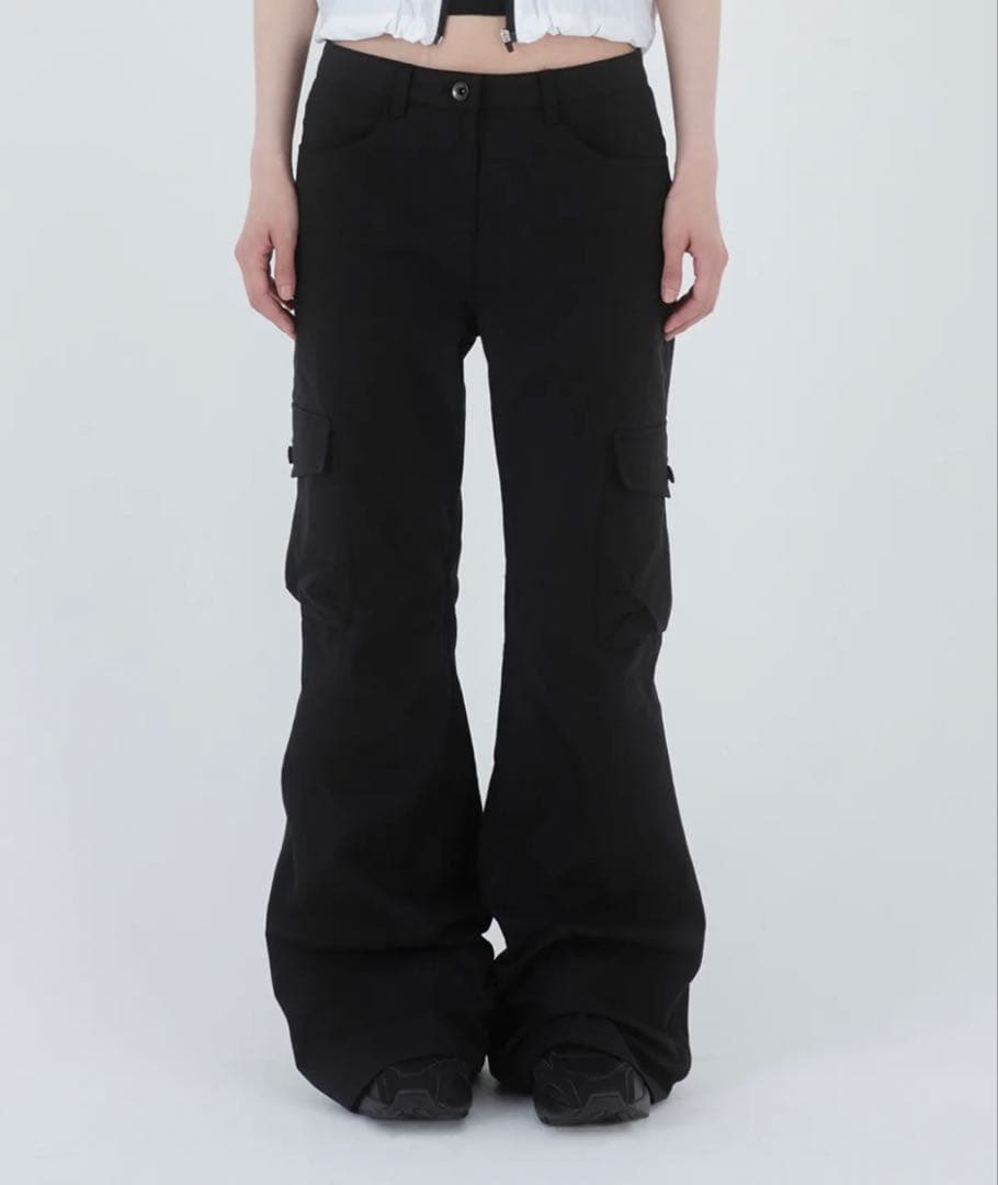 パンツ MISEKISEOUL Pocket cargo bootscut pants Pocket cargo bootscut pants BLACK | ファッション通販サイト NUGU