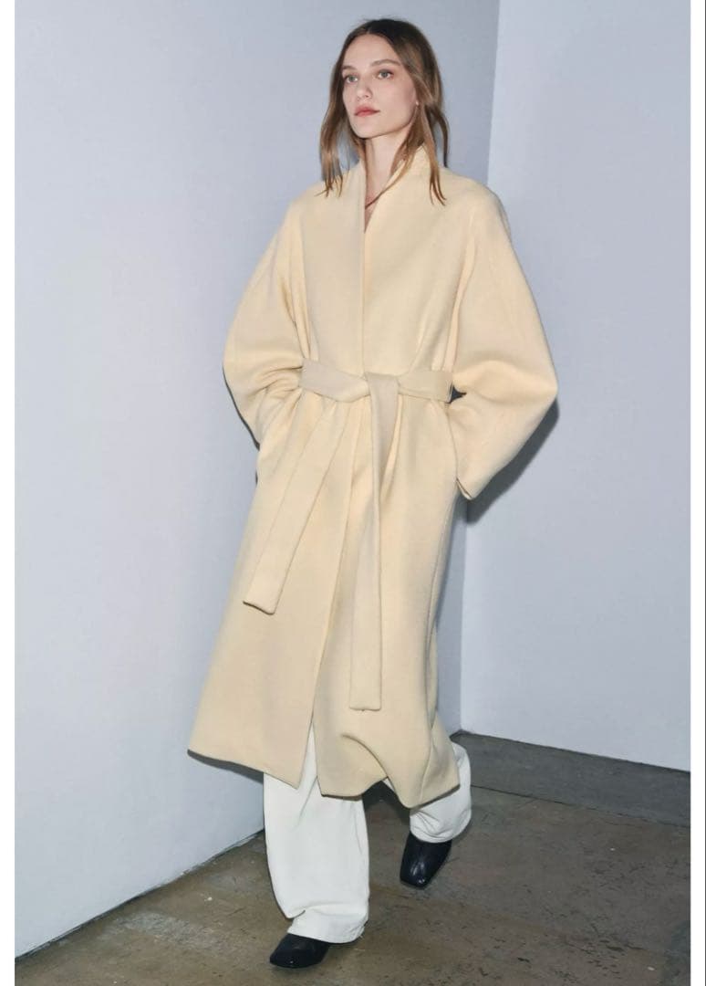 ‪*♡様 タグ付き新品★ZARAのオーバーサイズウール混紡コート★XSサイズ★バ ZARA - ZARA ZW COLLECTION 100%ウールコート XS-Sサイズの通販 by