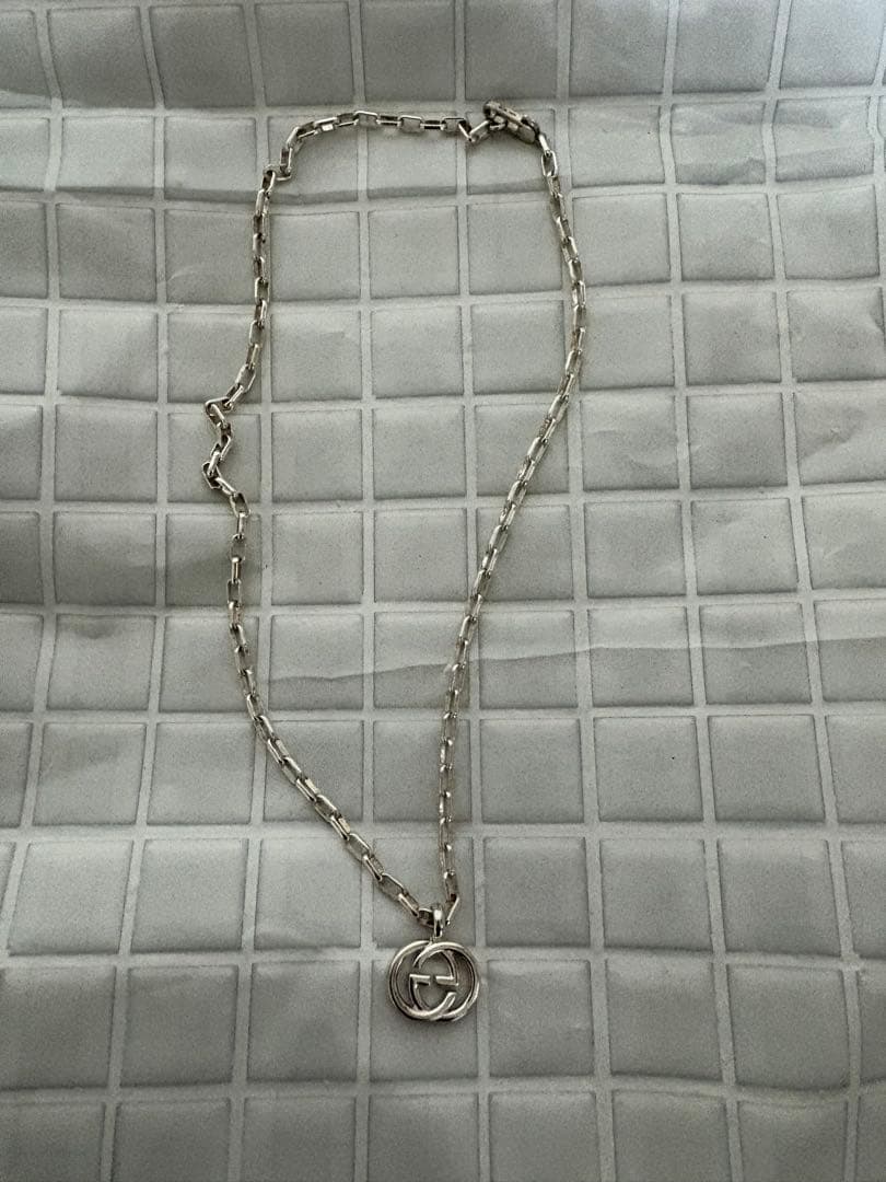 GUCCI グッチ インターロッキングG ネックレス GG シルバー 楽天市場】【中古】 GUCCI （グッチ）インターロッキングG ネックレス