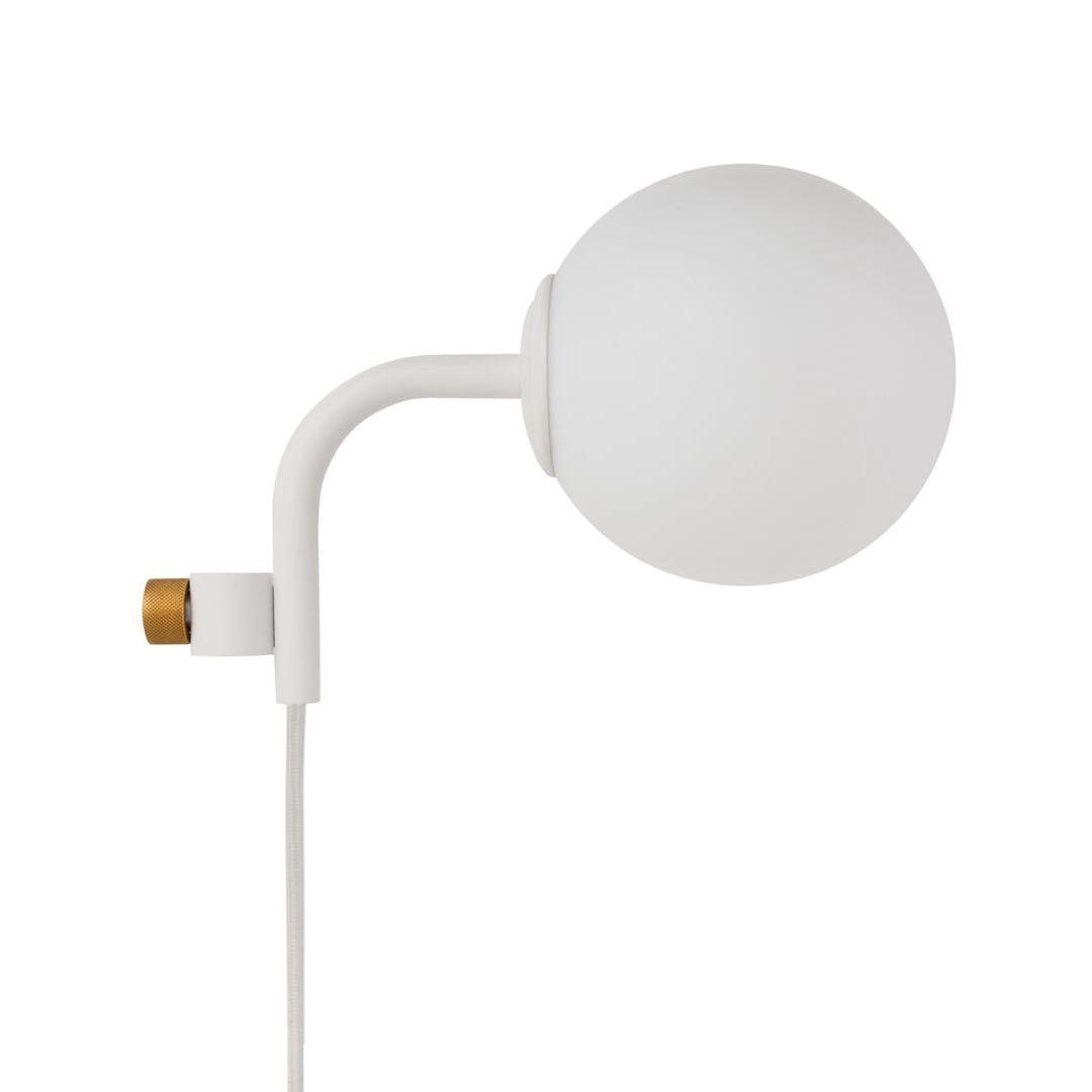 M*U様 DRAW A LINE Ball Lamp White Ball Lamp White 縦・横取付 D-BA-WH｜平安伸銅工業オンラインショップ