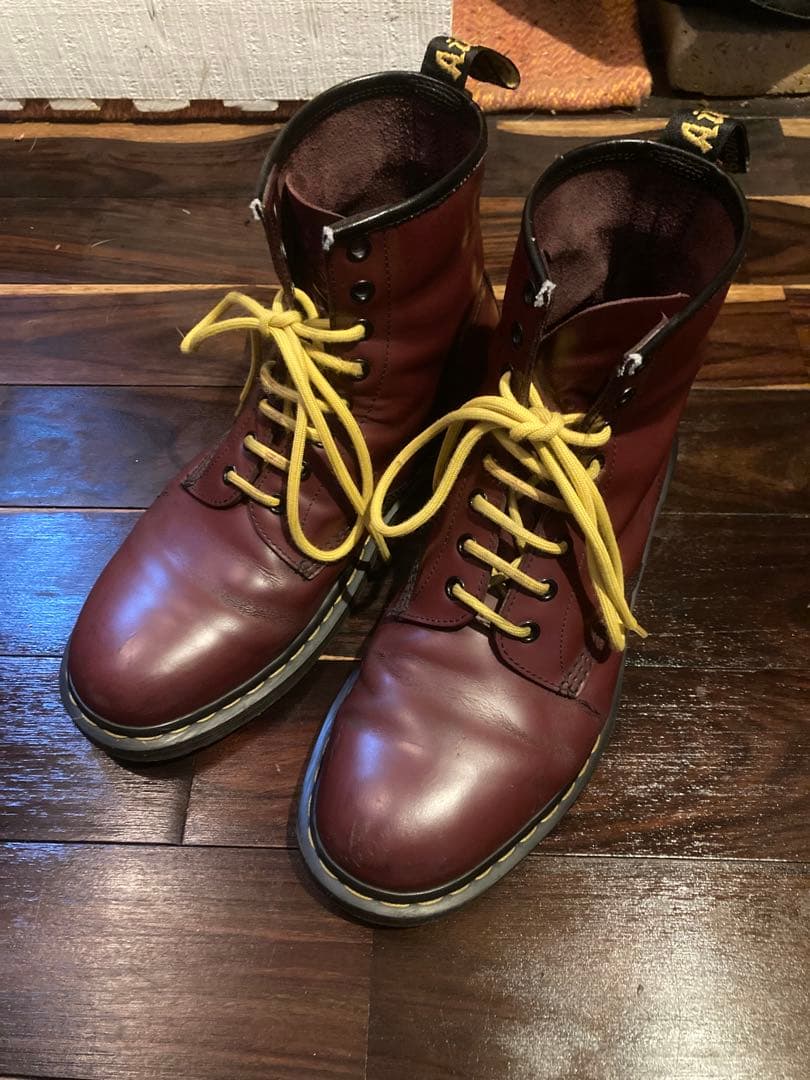 Dr.Martens 8ホール チェリーレッド UK9/28.0cm 楽天市場】【楽天スーパーSALE】ドクターマーチン 8ホール チェリー