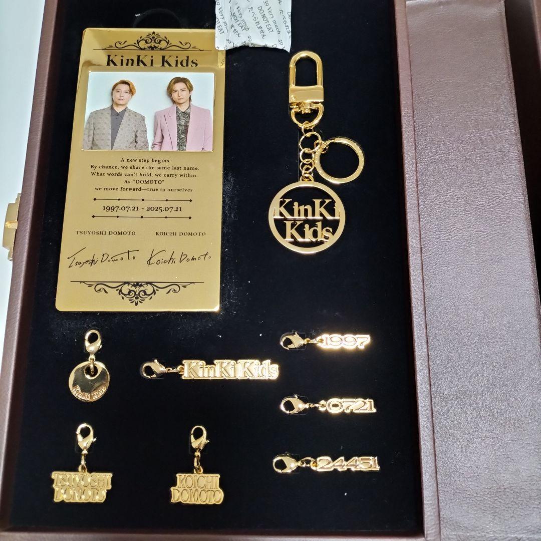 KinKi Kids/39 Very much ファミクラストア DVD付 中古 - メルカリ