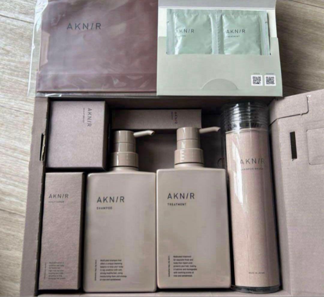【新品未開封】AKNIR アクニー シャンプー トリートメント パーフェクト梨花 アクニー AKNIR ヘアシャンプー トリートメント セット 梨花 各300ml