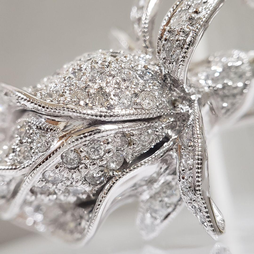 最安値 K18WG 天然ダイヤペントップ兼ブローチ 0.86ct