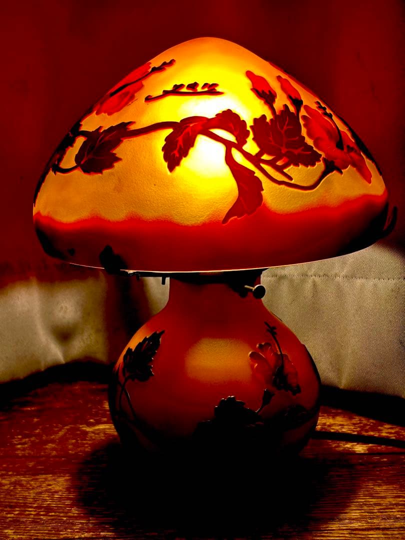 【美品】アール・ヌーヴォーガレ風キノコ型ハイビスカス柄テーブルランプ 美品】アール・ヌーヴォーガレ風キノコ型ハイビスカス柄テーブルランプ
