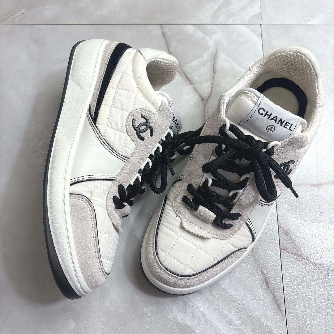 シャネル　CHANEL G39802 スニーカー　ホワイト　ブラック　38 CHANEL（シャネル） スニーカー 靴 シューズ ニット ホワイト ブラック