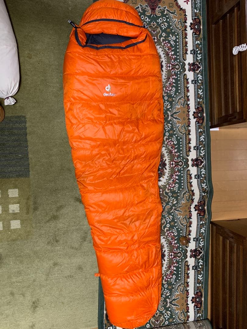 deuter ドイター　アストロ550ダウンスリーピングバッグ オレンジ エアコンタクト ウルトラ 45+5 SL・3360022（マウンテン） Deuter