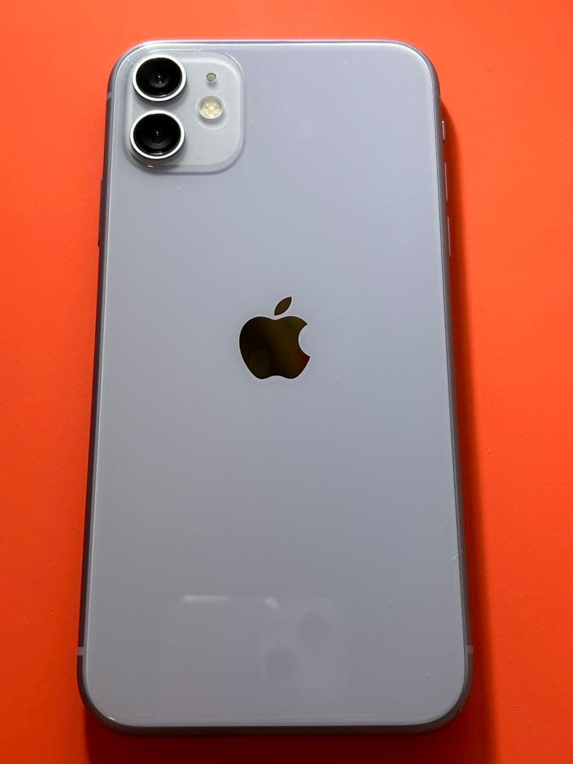 iPhone11 本体64GB