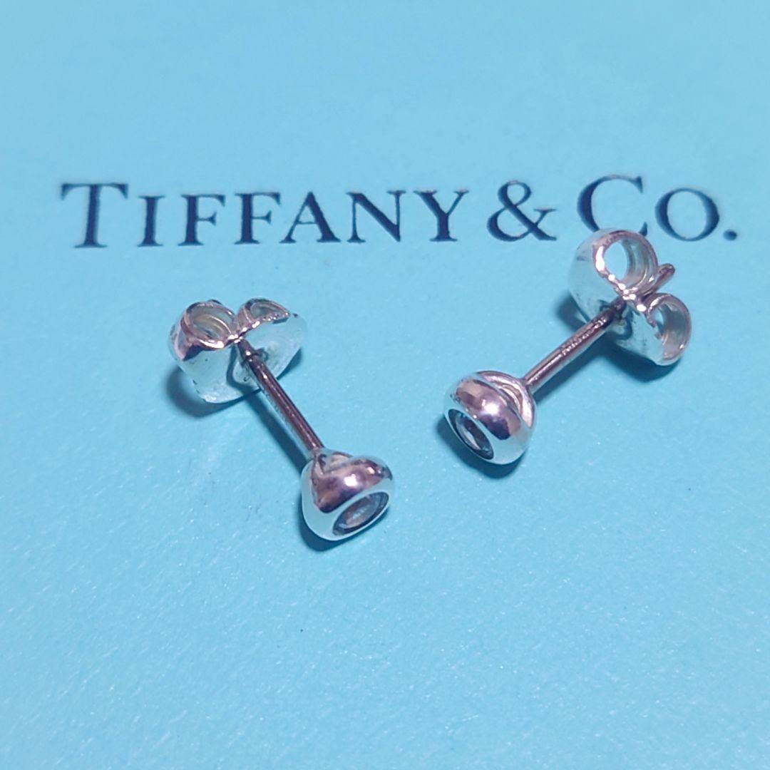 未使用級 ティファニー スタッドピアス バイザヤード サファイア ケース 巾着袋 ティファニー(TIFFANY＆CO)ティファニー バイザヤード サファイア