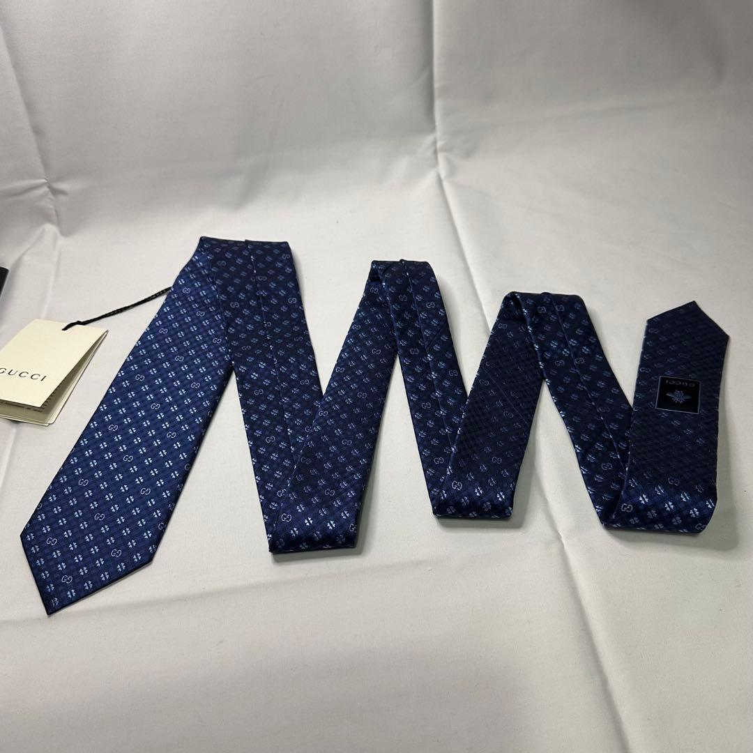 新品タグ付☆箱付☆グッチ☆ネクタイ☆ブルー☆ネイビー☆GG柄
