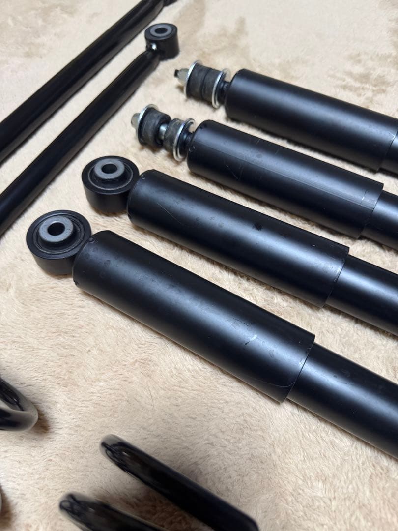 新車外し 新型ジムニーJB64型サスペンション フロントショック