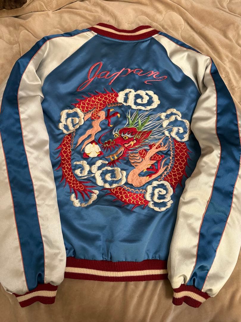 美品 テーラー東洋 ２面用 龍 日本限定 スカジャン vintage サテン テーラー東洋 2面用 虎龍鷲 日本限定 スカジャン 竹 サテン vintage