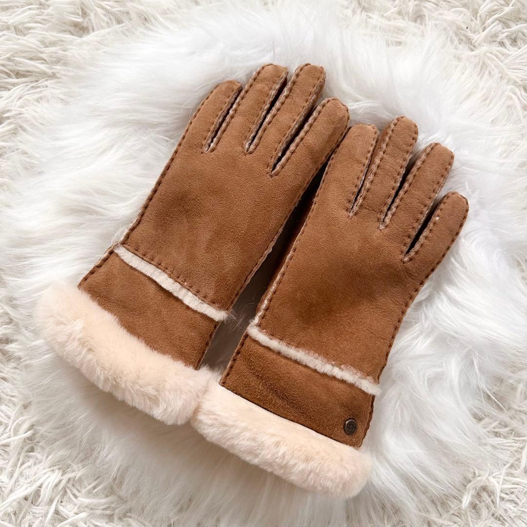 【着用1回】UGG♡アグ　シープスキンシームドグローブ　チェスナット　M 耐水 着用1回】UGG♡アグ シープスキンシームドグローブ チェスナット M