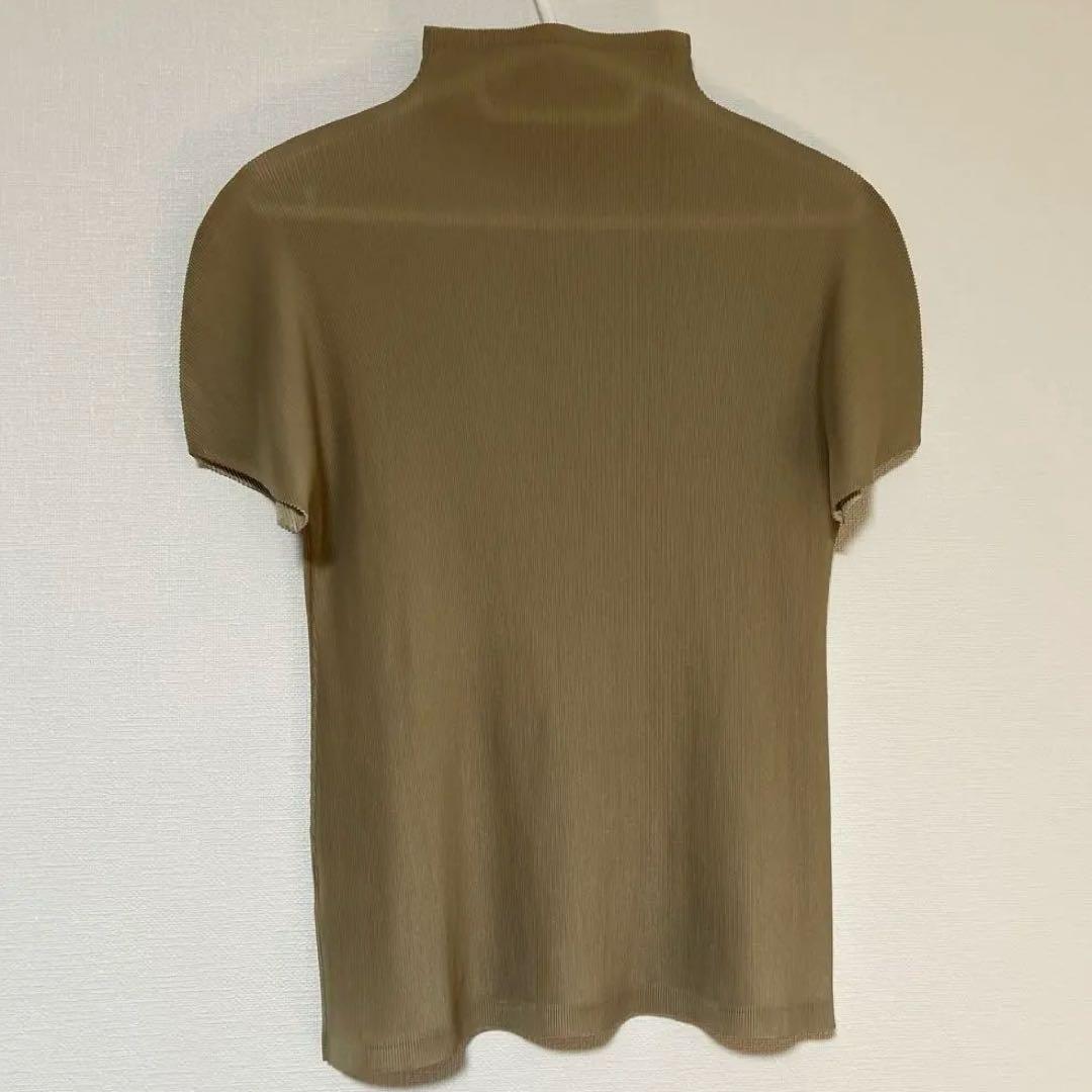 プリーツプリーズ　mist ミストトップス SHIFTED MISTY PLEATS – isseymiyake.com