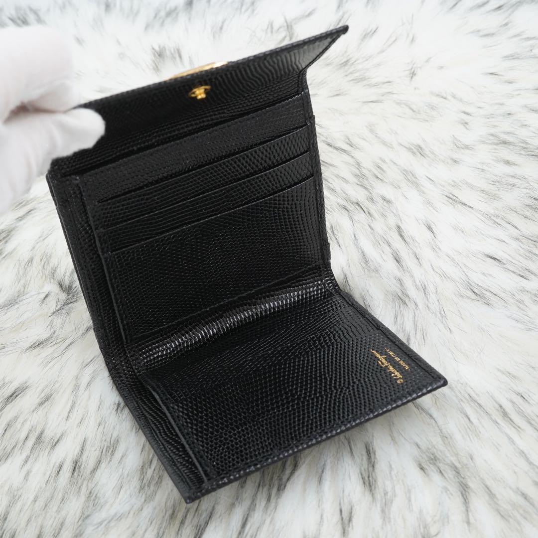 新品 箱付き Salvatore Ferragamo 折り財布 ヴァラリボン 黒 - メルカリ