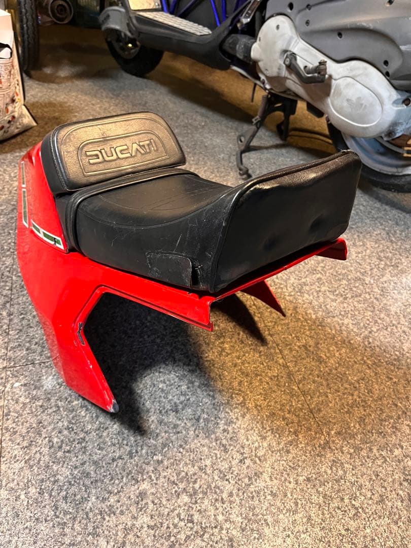 ドゥカティ MHR シートカウル 3点セット - メルカリ