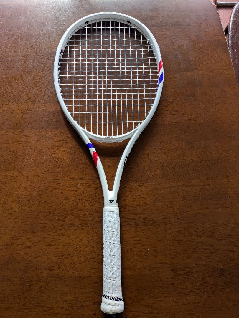 T-Fight300S G2 2025 テクニファイバー テニスラケット Tecnifibre T-FIGHT300S(2025)をインプレ！高精度なハードヒットで