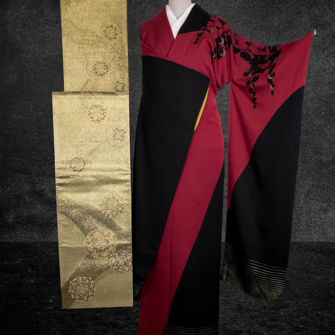 あみい R7SK1335 振袖 モダン お洒落 花 赤 黒 ゴールド シンプルモダン振袖 H816 | 岐阜・大垣・一宮で振袖レンタル・購入